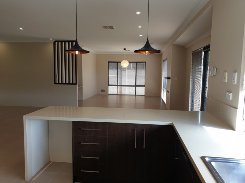 79 Fantail Crescent, Ellenbrook WA 6069