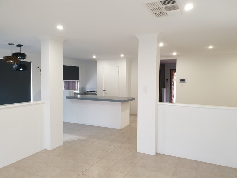 14 Regelia Turn, Ellenbrook WA 6069