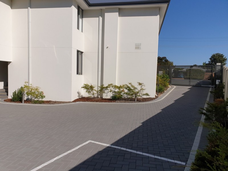 2/26 Beechboro Road South, Bayswater WA 6053