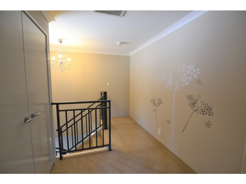 121 Pavilion Circle, The Vines WA 6069