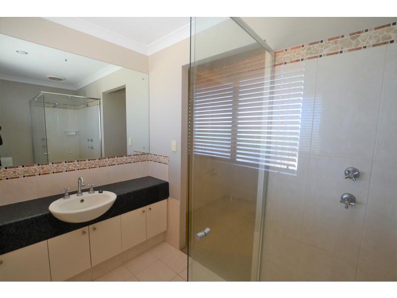 121 Pavilion Circle, The Vines WA 6069
