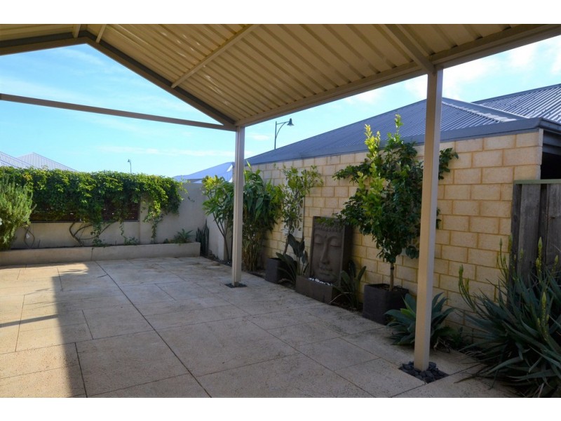 121 Pavilion Circle, The Vines WA 6069