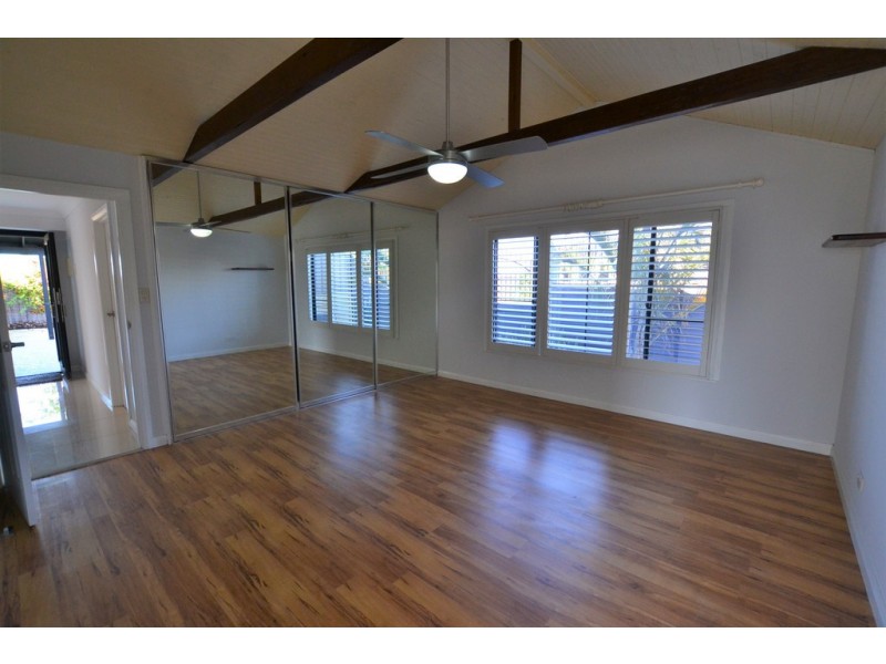 12 Voyage Road, Heathridge WA 6027