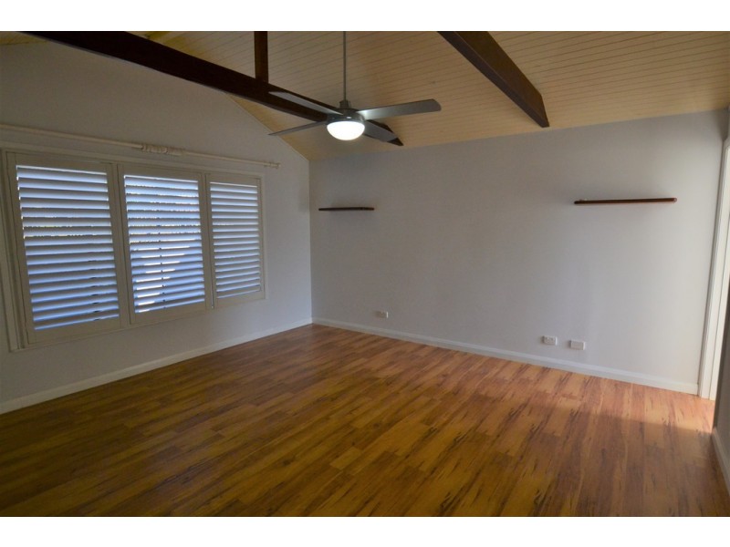 12 Voyage Road, Heathridge WA 6027