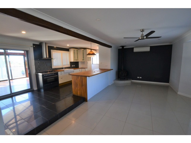 12 Voyage Road, Heathridge WA 6027