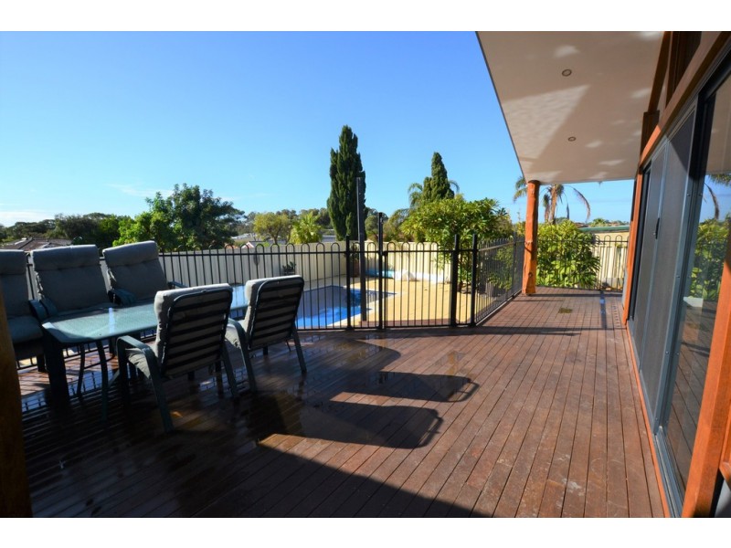 12 Voyage Road, Heathridge WA 6027