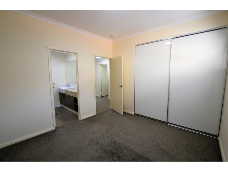 5/24 Metro Turn, Ellenbrook WA 6069