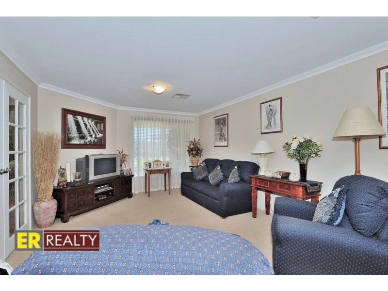 6 Motto Pass, Aveley WA 6069