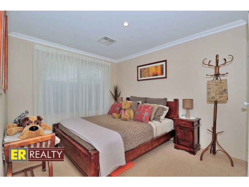 6 Motto Pass, Aveley WA 6069