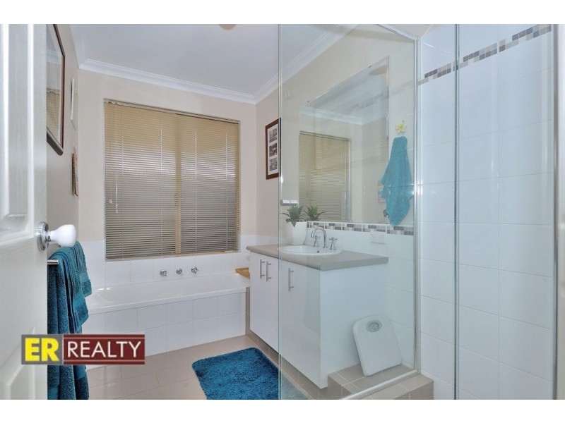 6 Motto Pass, Aveley WA 6069