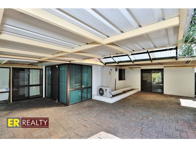 2 Magnolia Close, Ballajura WA 6066