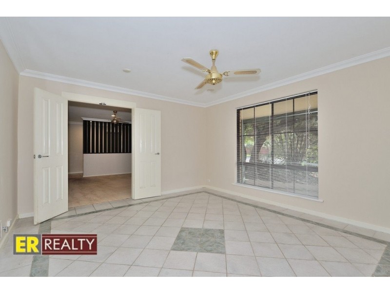 2 Magnolia Close, Ballajura WA 6066