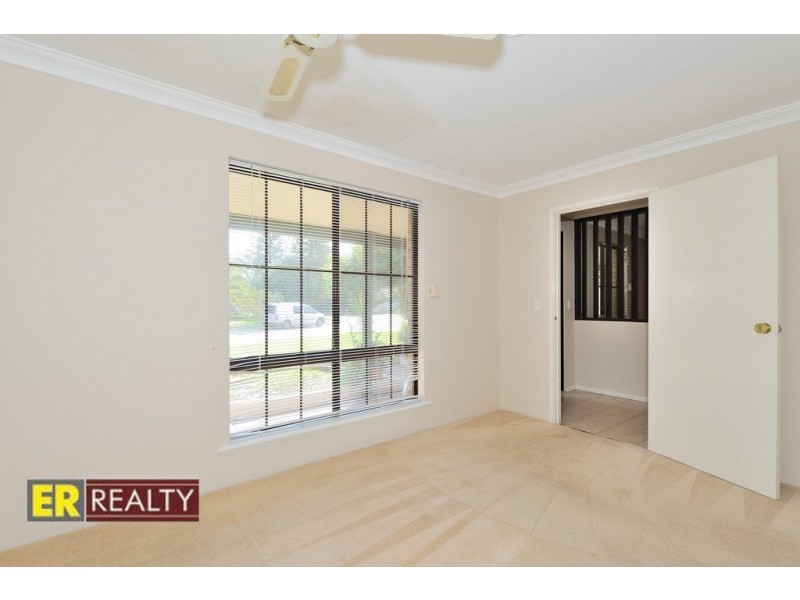 2 Magnolia Close, Ballajura WA 6066