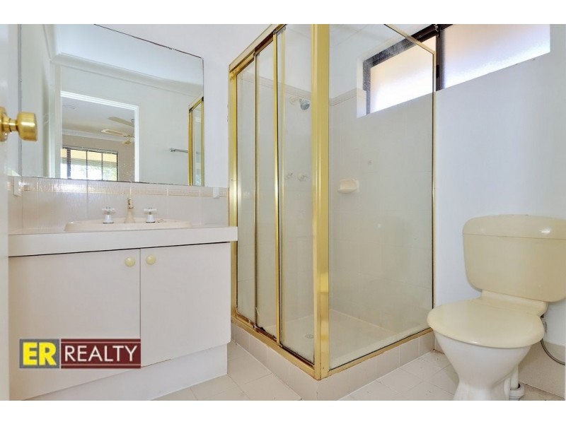 2 Magnolia Close, Ballajura WA 6066