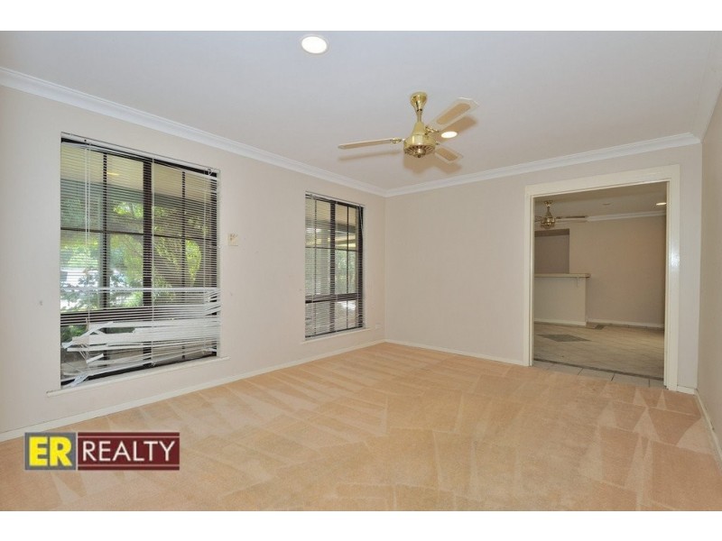 2 Magnolia Close, Ballajura WA 6066