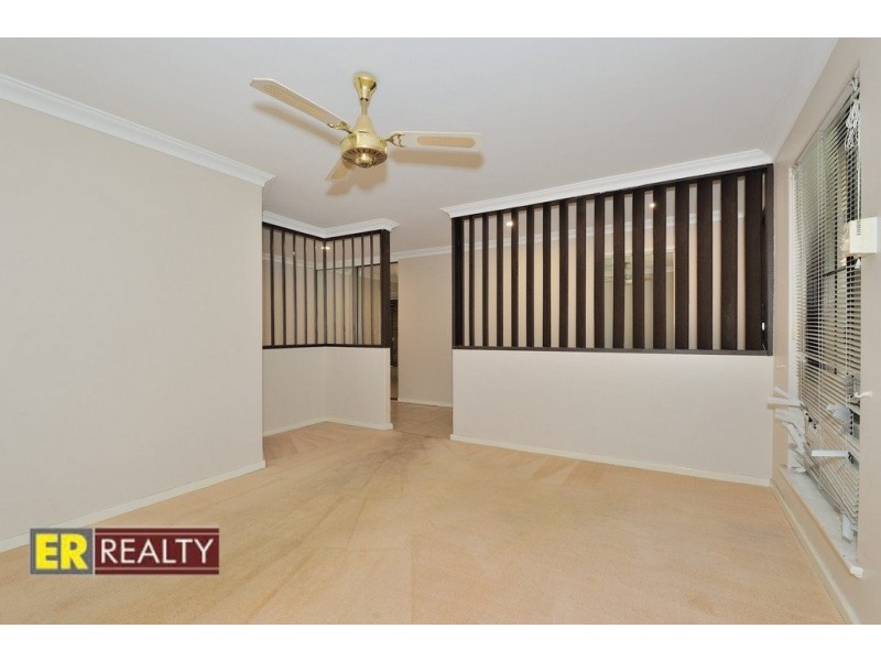 2 Magnolia Close, Ballajura WA 6066