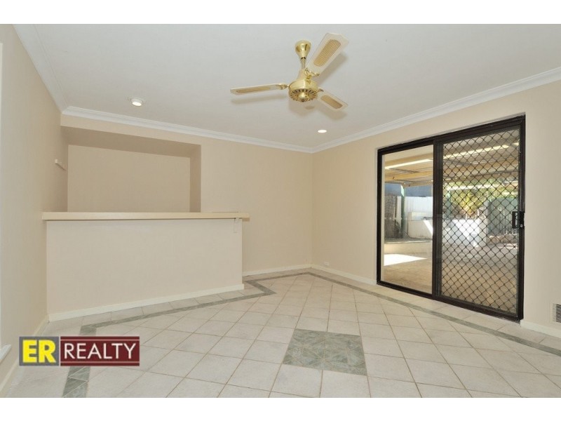 2 Magnolia Close, Ballajura WA 6066