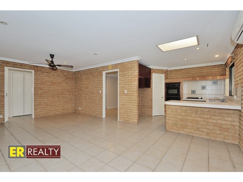 2 Magnolia Close, Ballajura WA 6066