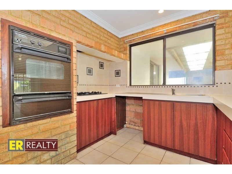 2 Magnolia Close, Ballajura WA 6066