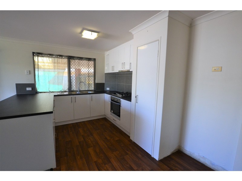 10 Bombay Entrance, Stratton WA 6056
