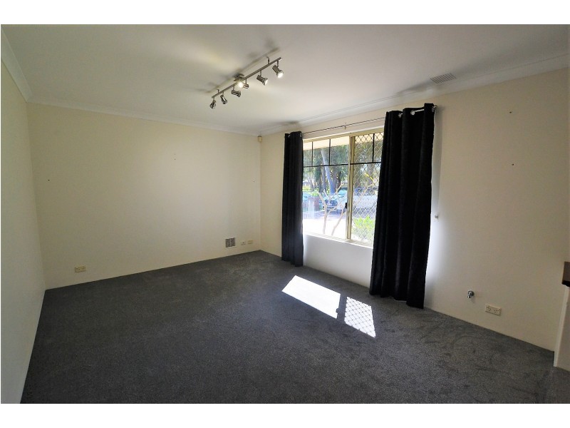 10 Bombay Entrance, Stratton WA 6056