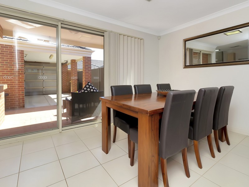 56 Lago Promenade, Aveley WA 6069