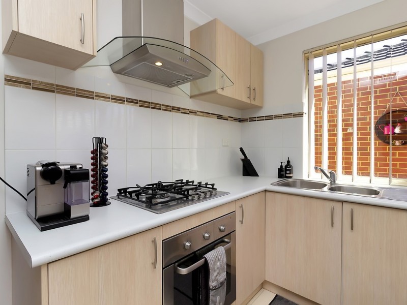 56 Lago Promenade, Aveley WA 6069