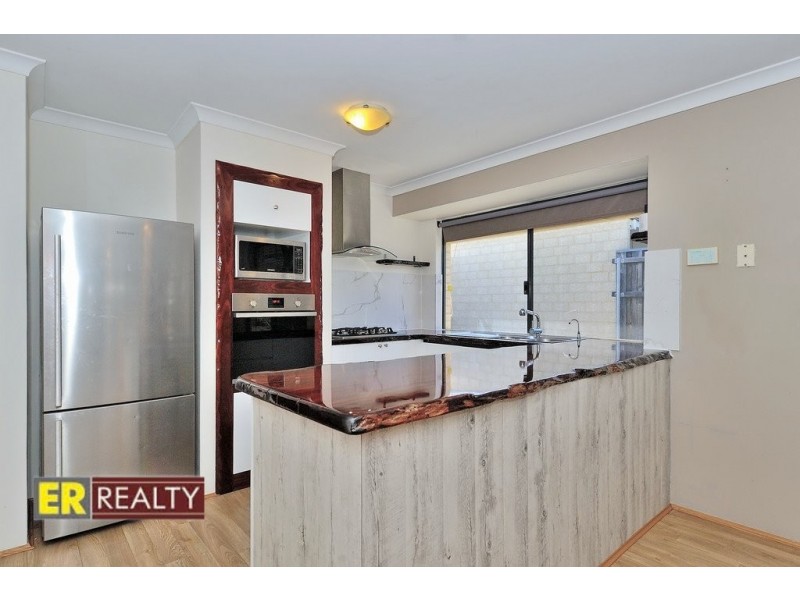 21 Riverina Drive, Ellenbrook WA 6069