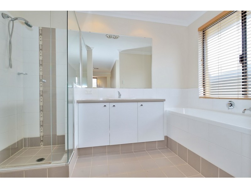 78 Amethyst Parkway, Aveley WA 6069