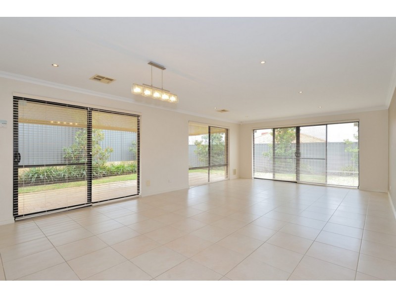 78 Amethyst Parkway, Aveley WA 6069