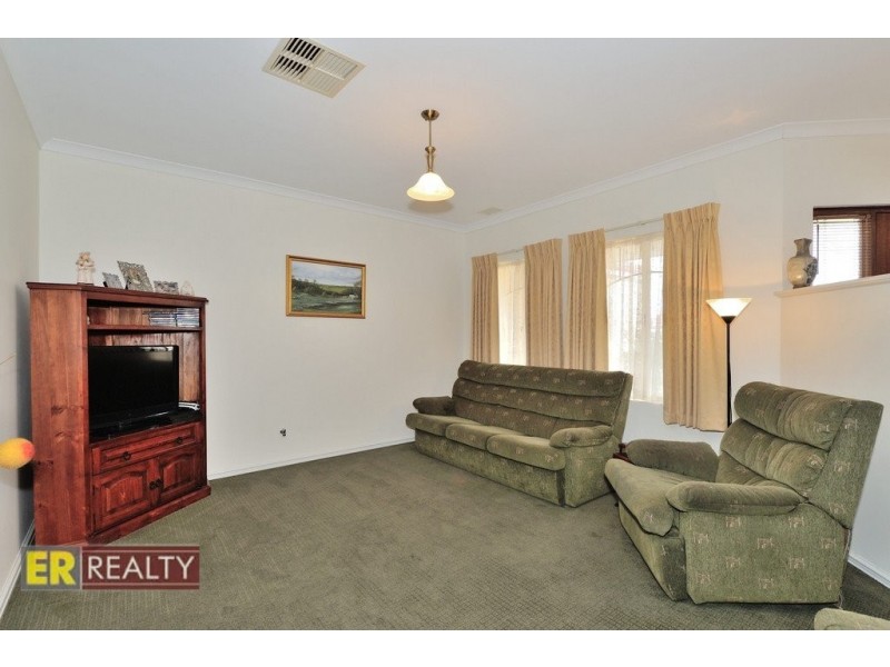 12 Erickson Pass, Ellenbrook WA 6069