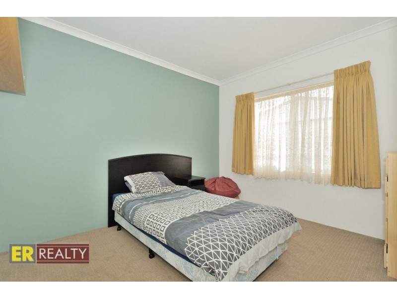 12 Erickson Pass, Ellenbrook WA 6069