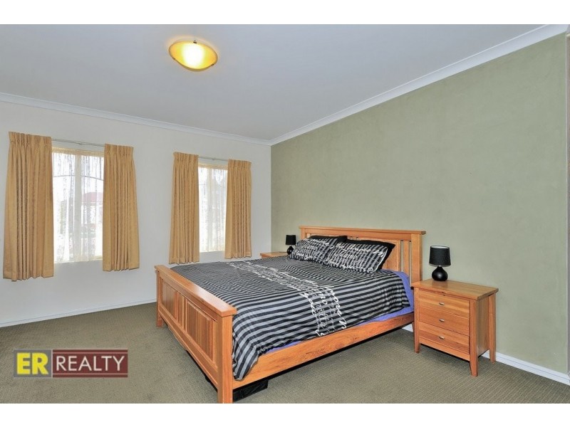 12 Erickson Pass, Ellenbrook WA 6069