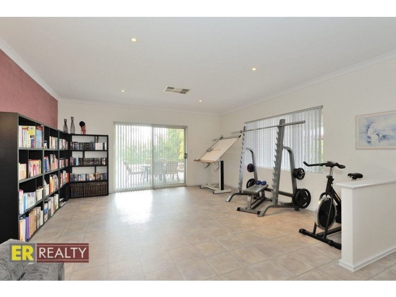 12 Erickson Pass, Ellenbrook WA 6069