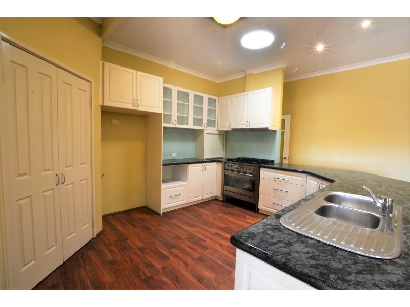 4 Cuvier Rise, Jane Brook WA 6056