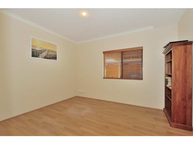 99 Fantail Crescent, Ellenbrook WA 6069