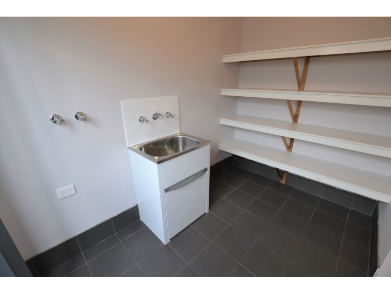 4 Ambit Way, Aveley WA 6069