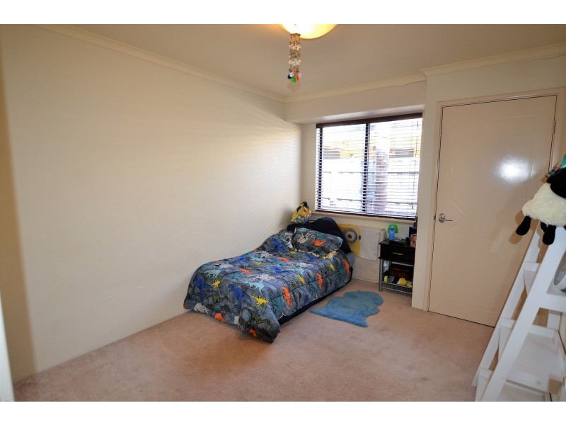 10 Welara Circle, Henley Brook WA 6055