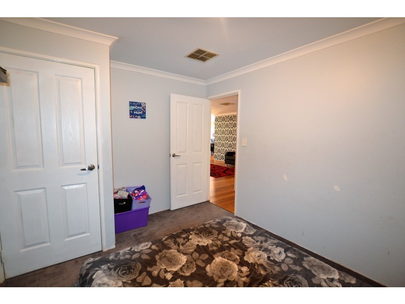 16 Reveley Vista, Ellenbrook WA 6069