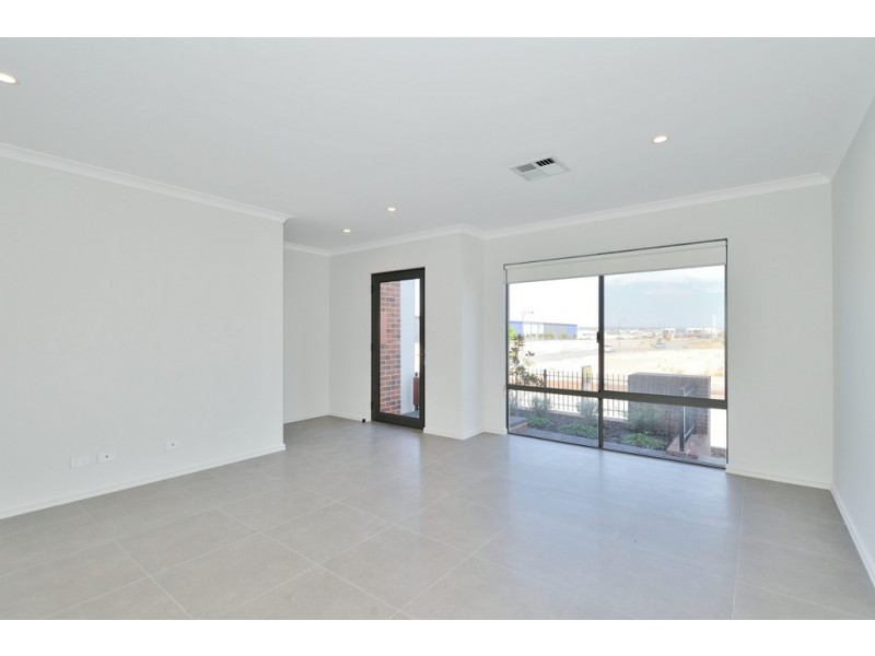 36 Barque Avenue, Ellenbrook WA 6069