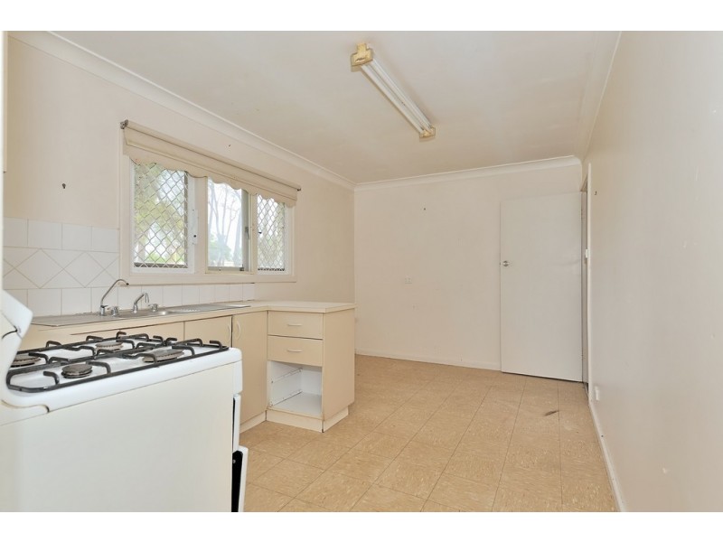 22 Dickson Drive, Middle Swan WA 6056