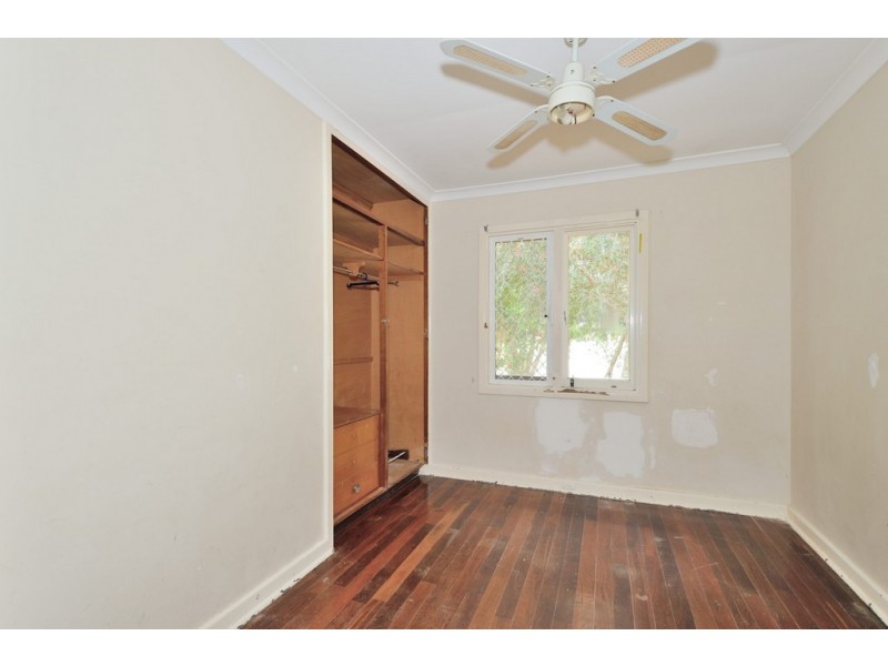 22 Dickson Drive, Middle Swan WA 6056