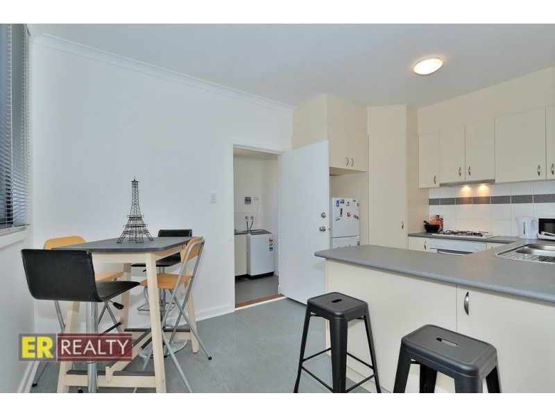 18 Dickson Drive, Middle Swan WA 6056