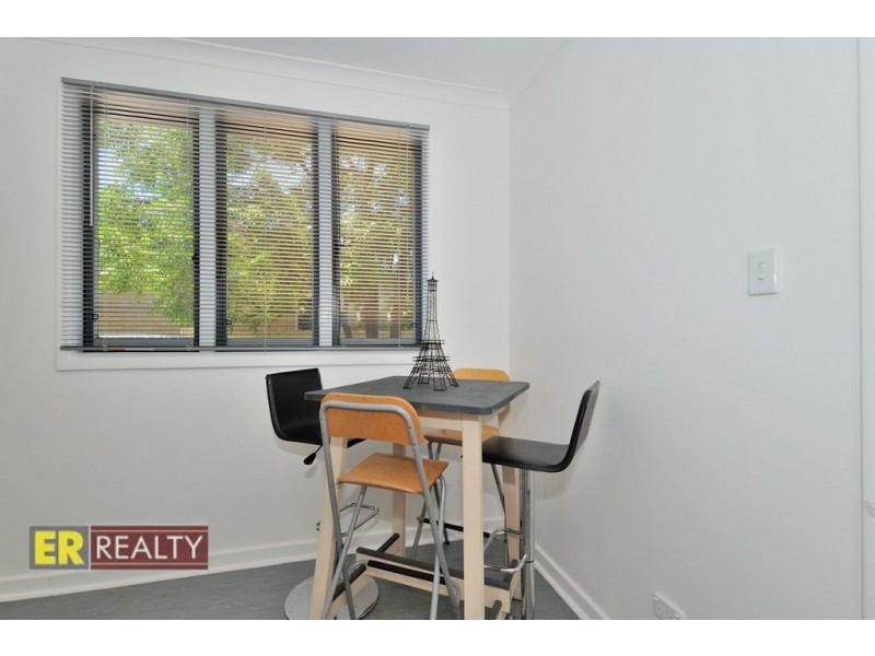 18 Dickson Drive, Middle Swan WA 6056