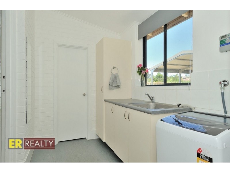 18 Dickson Drive, Middle Swan WA 6056