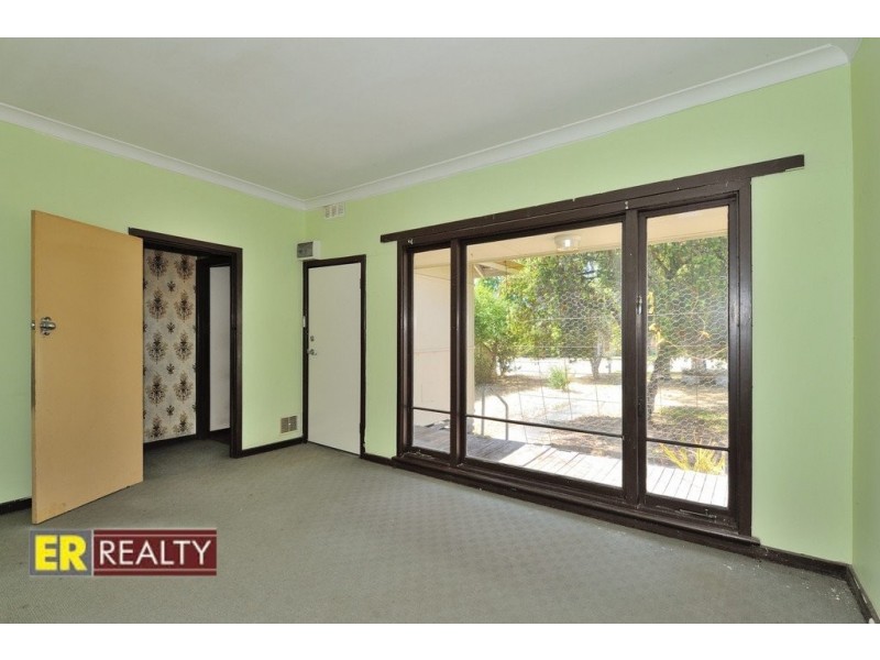 22 St Albans Road, Nollamara WA 6061