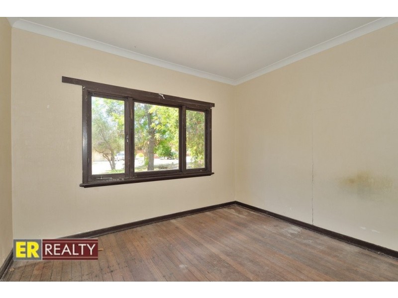 22 St Albans Road, Nollamara WA 6061