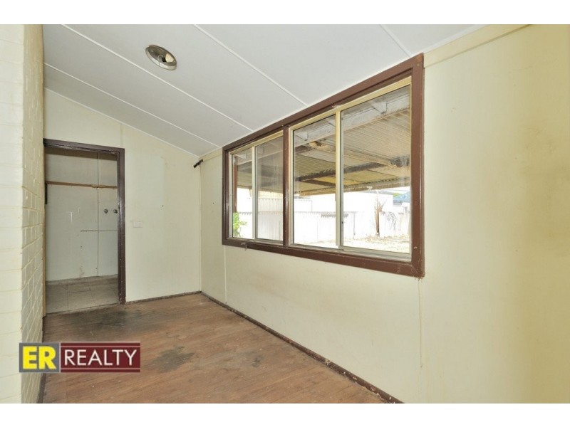 22 St Albans Road, Nollamara WA 6061