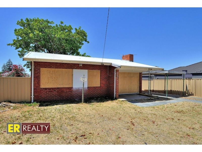 3 Robertsbridge Road, Nollamara WA 6061