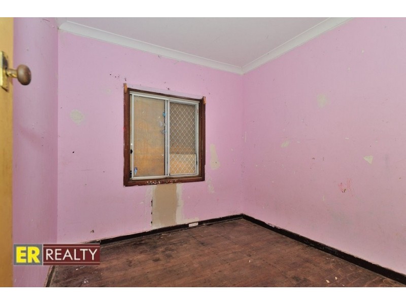 3 Robertsbridge Road, Nollamara WA 6061